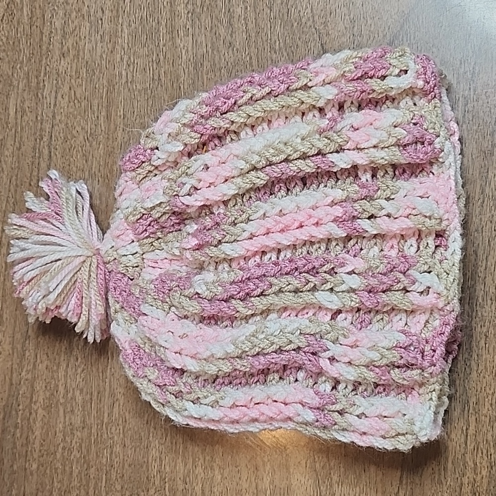Knit Pom Pom Knit Hat/Beanie, White/Pink‎